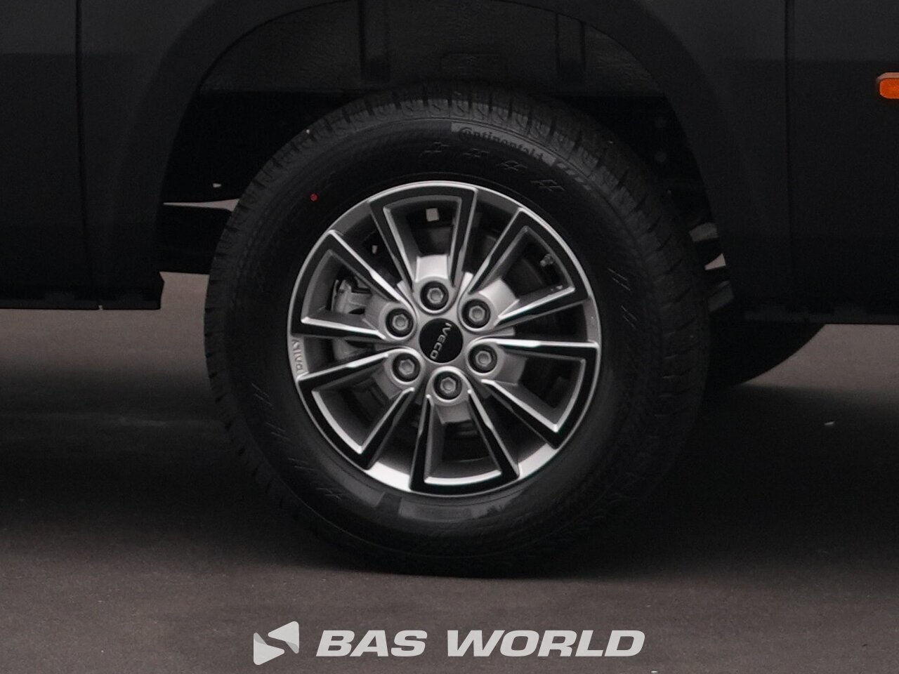 Other : Iveco Daily 35S21 Затворен ван
