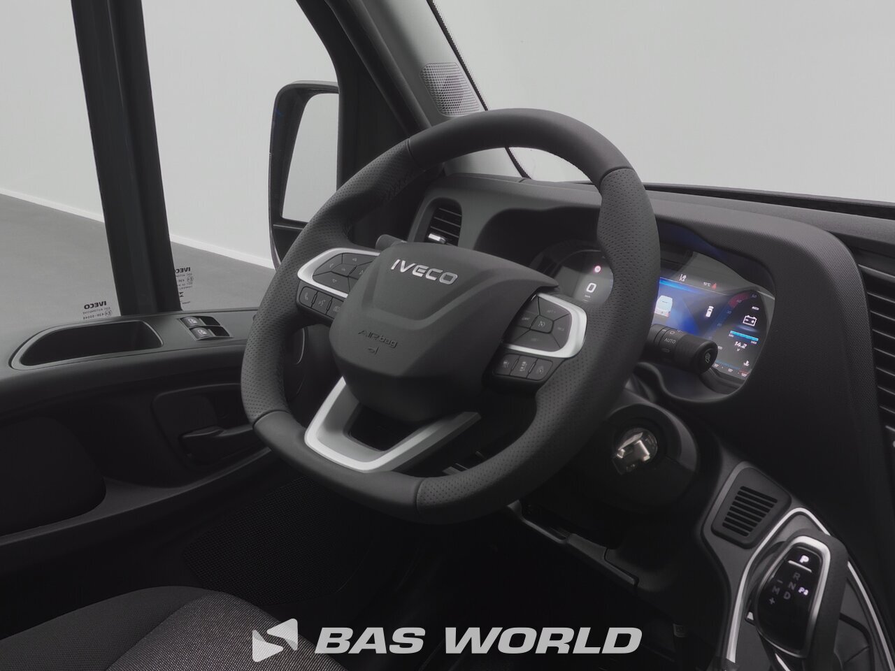 Other : Iveco Daily 35C21 شاحنة خفيفة بصندوق مغلق