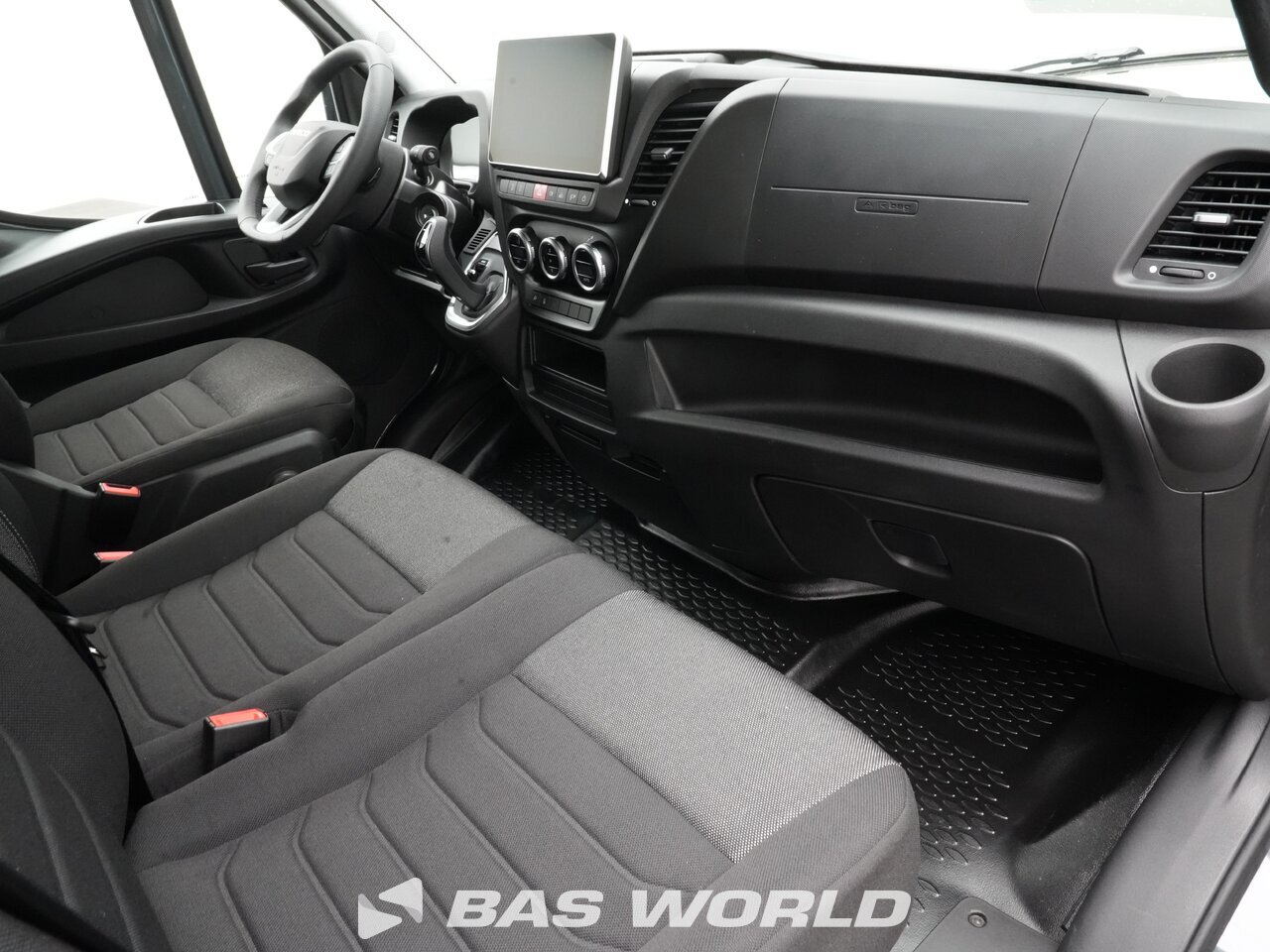 Other : Iveco Daily 35C21 شاحنة خفيفة بصندوق مغلق