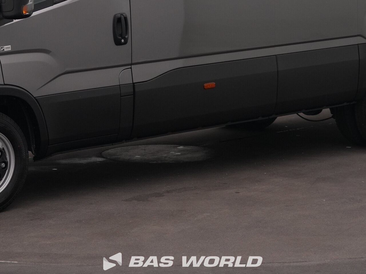 Other : Iveco Daily 35C21 Затворен ван