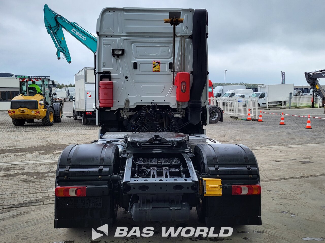 Other : Mercedes Actros 1843 4X2 وحدات الجر