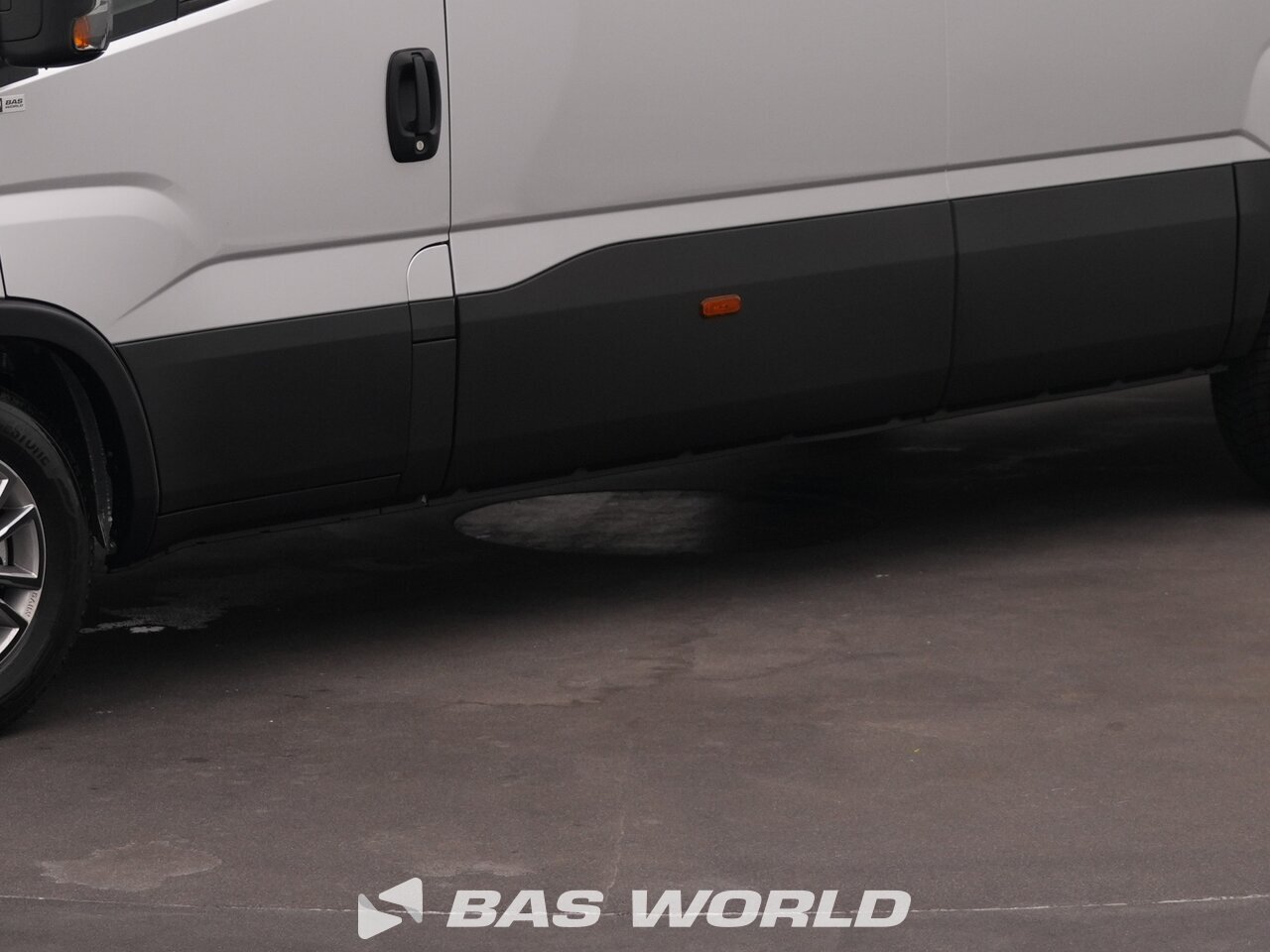 Other : Iveco Daily 35S21 Duba închisă