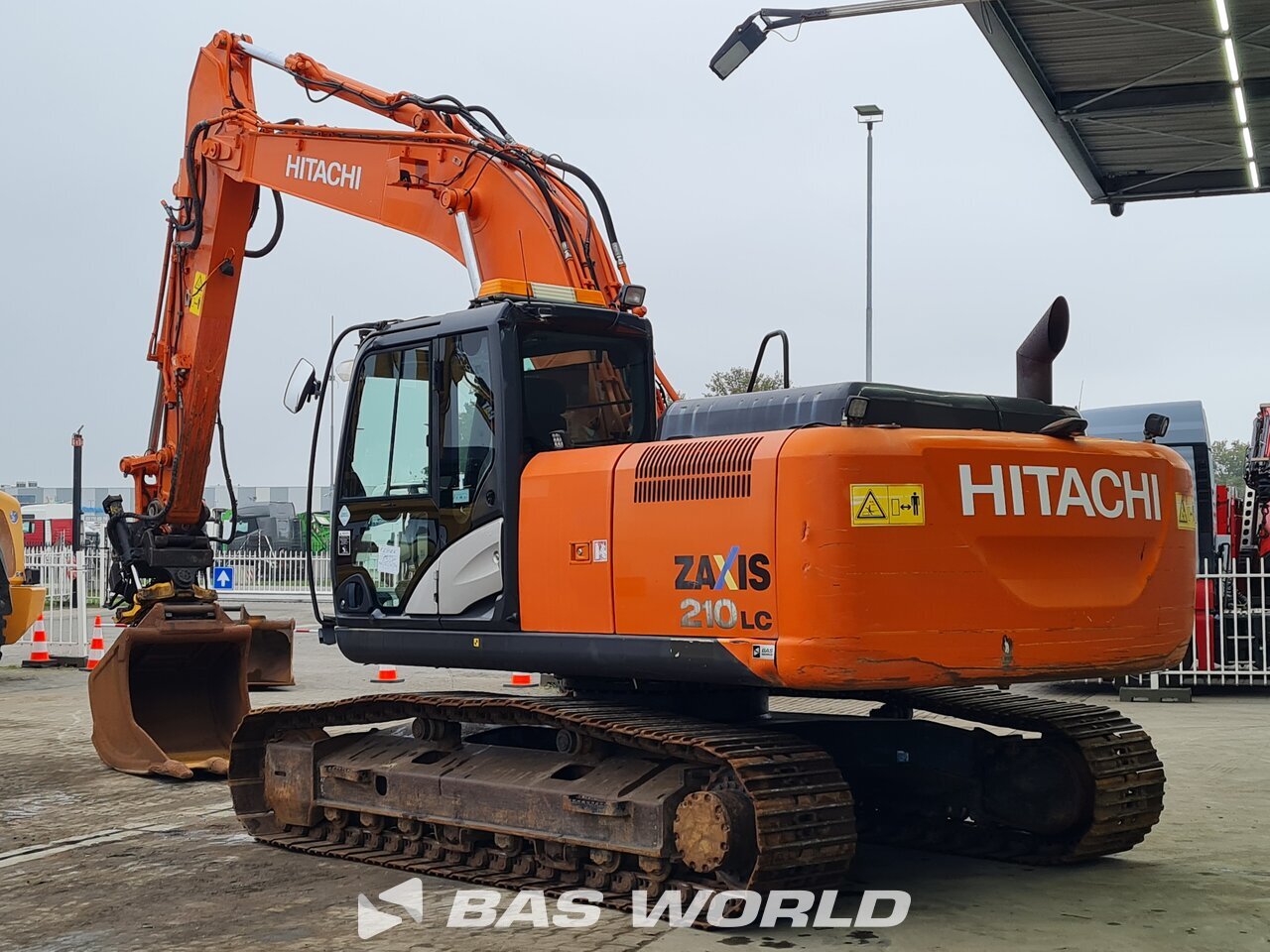 Hitachi ZX210 LC -5 Crawler excavators - BAS World