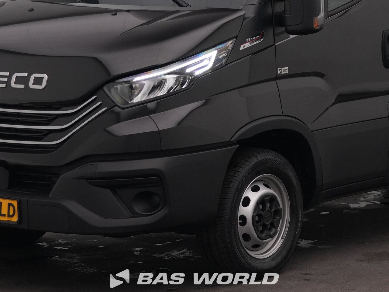 Other : Iveco Daily 35S21 Containere pentru