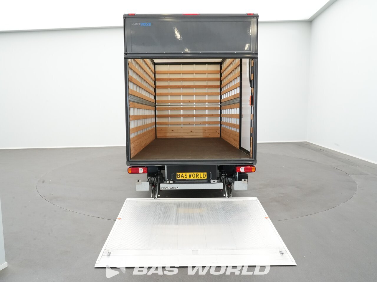 Other : Iveco Daily 35S21 Containere pentru
