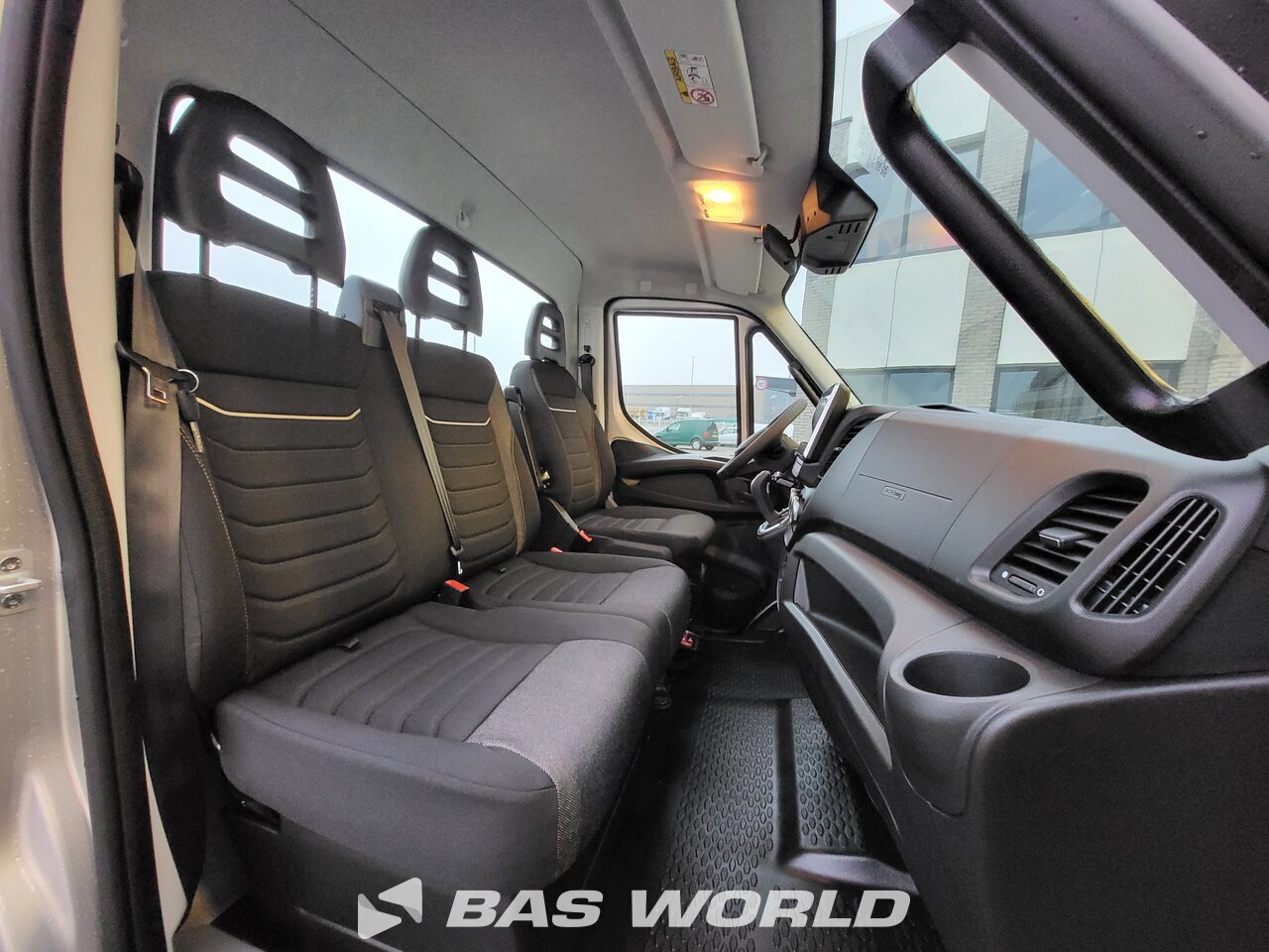 Other : Iveco Daily 35S21 Stängda lastbilskarosser
