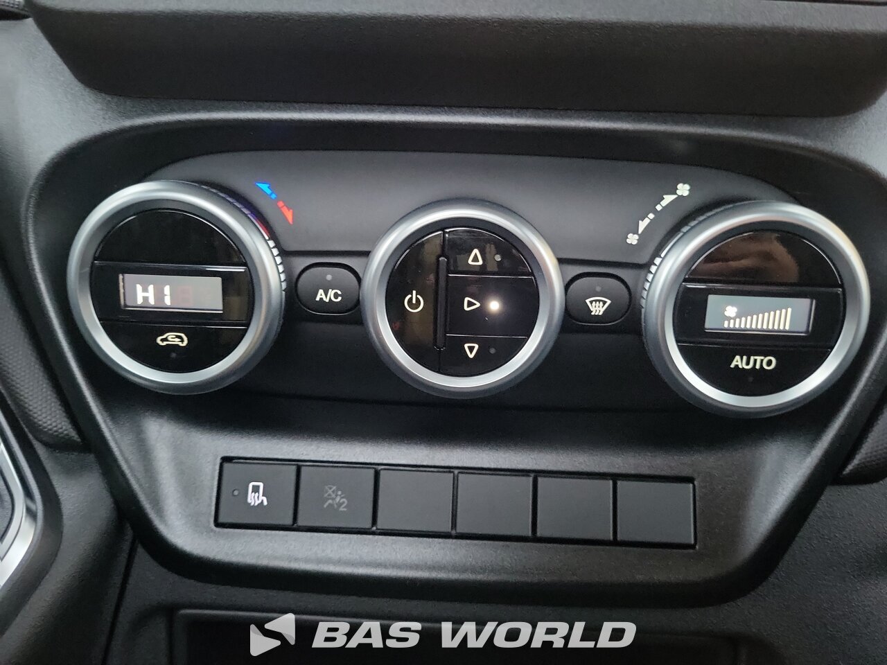 Other : Iveco Daily 35S21 Stängda lastbilskarosser