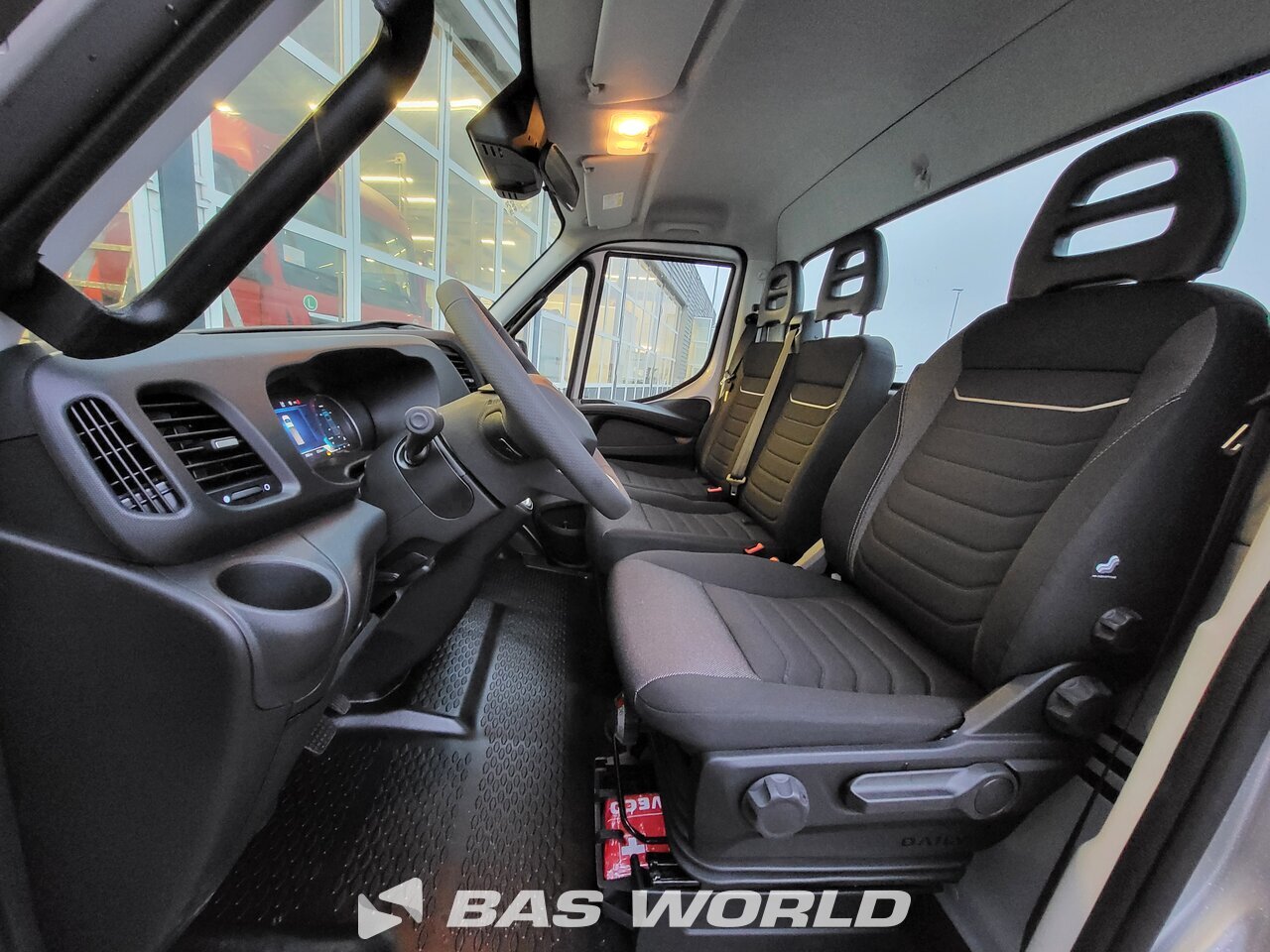 Other : Iveco Daily 35S21 Stängda lastbilskarosser