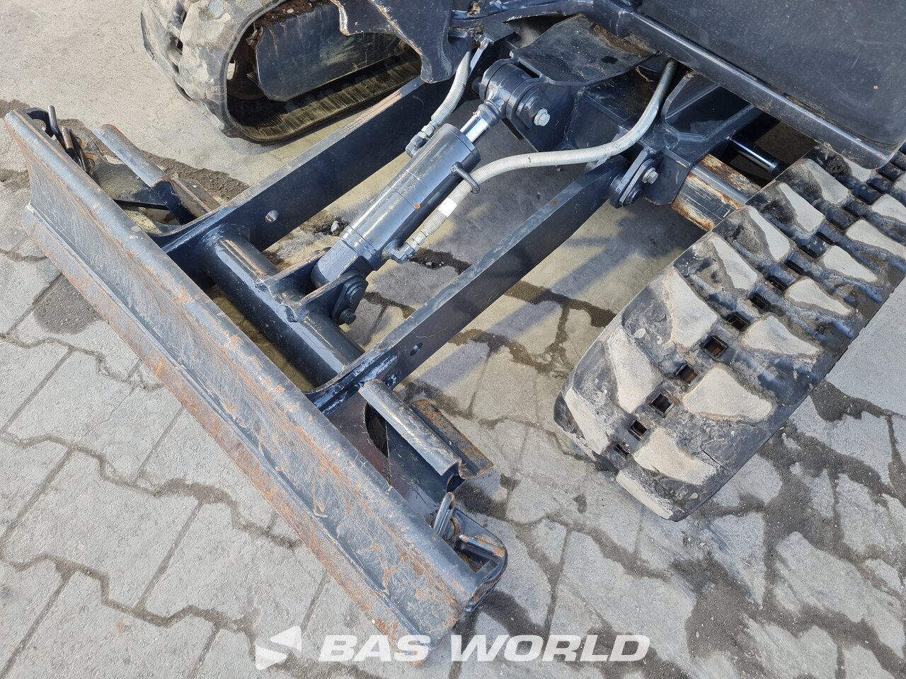 Hitachi ZX18-3 CLR Mini excavator <10t - BAS World