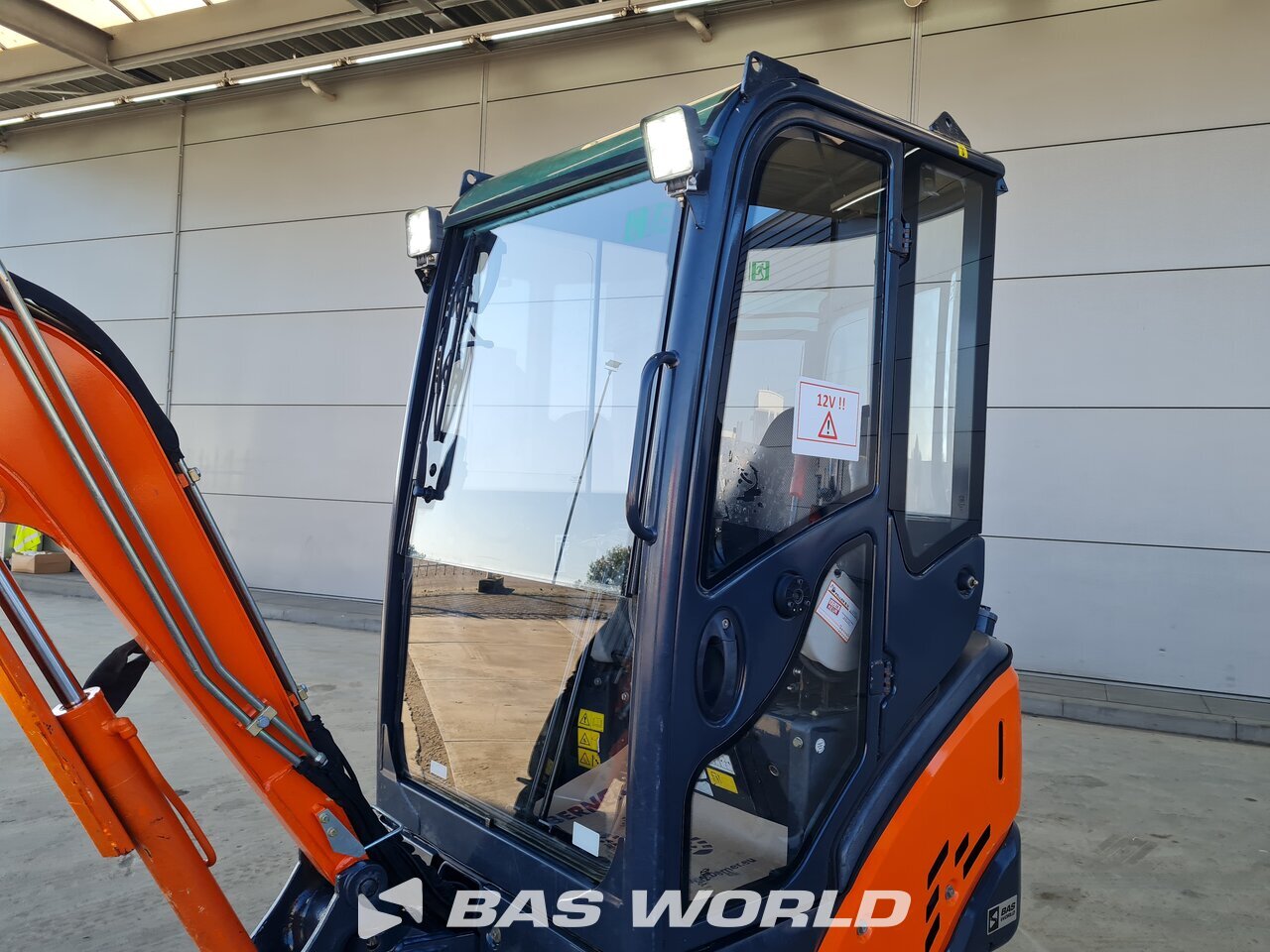 Hitachi ZX18-3 CLR Mini excavator <10t - BAS World
