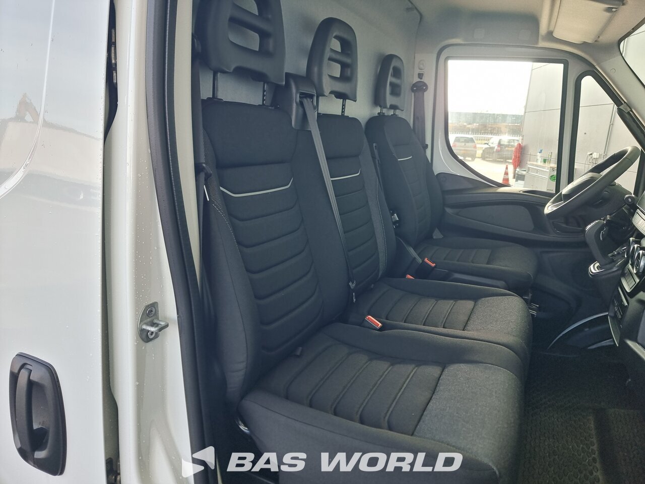 Other : Iveco Daily 35S21 Suljettu pakettiauto