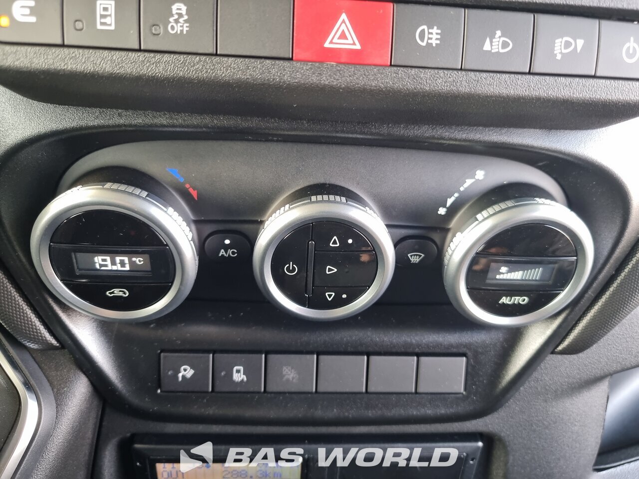 Other : Iveco Daily 35S21 Suljettu pakettiauto