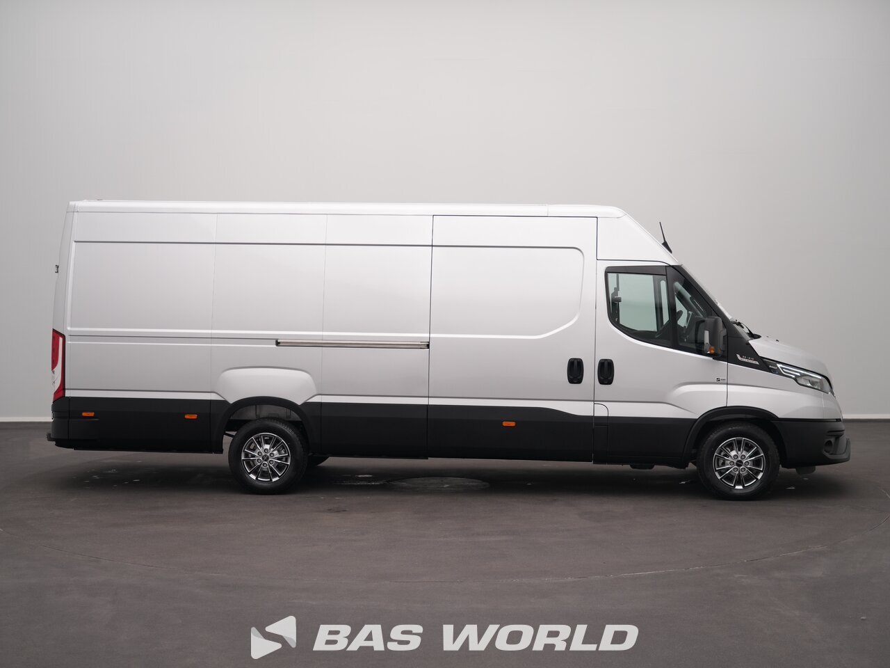 Other : Iveco Daily 35S21 Duba închisă
