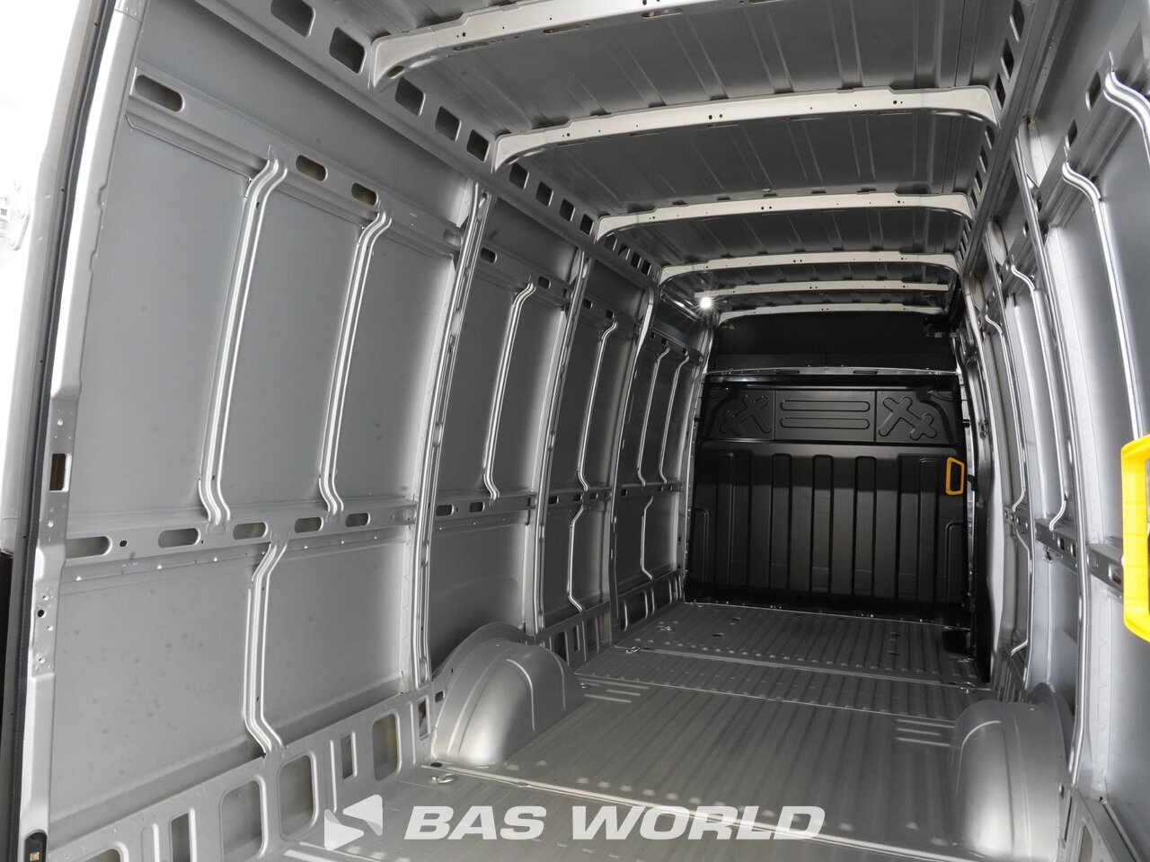 Other : Iveco Daily 35S21 Duba închisă