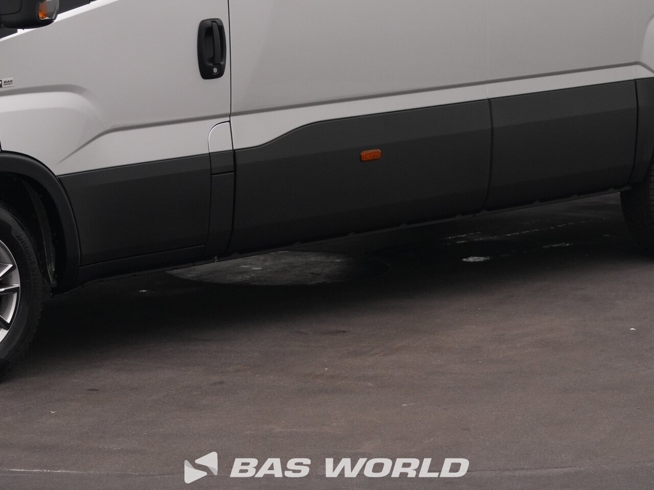 Other : Iveco Daily 35S21 Duba închisă