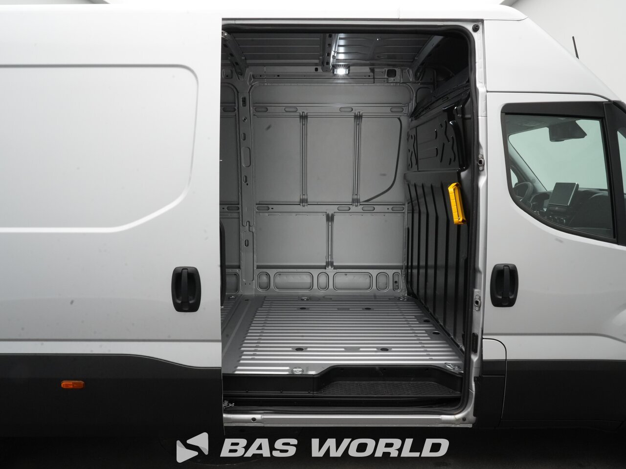 Other : Iveco Daily 35S21 Duba închisă