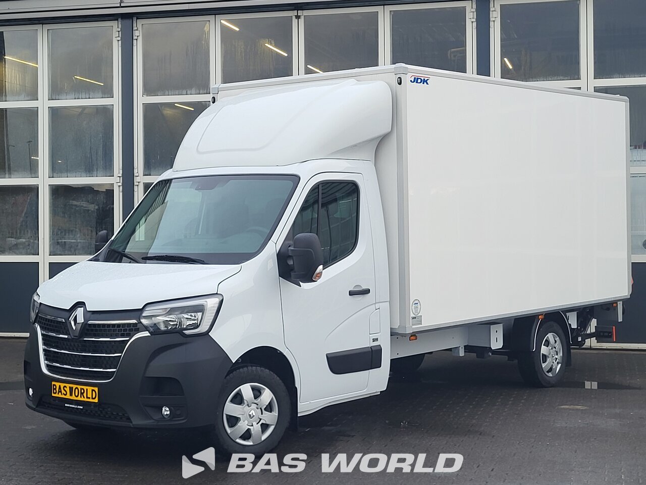 Front left : Renault Master 165PK Lastbiler med lukket kasse