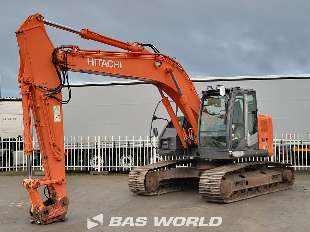 Hitachi ZX225 USLC -3 Crawler excavators - BAS World