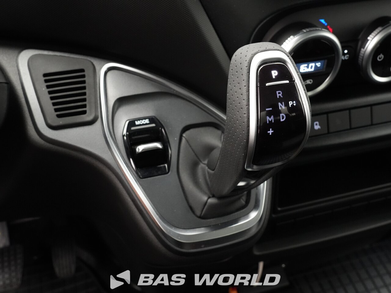 Other : Iveco Daily 35S18 Затворен хладилен ван