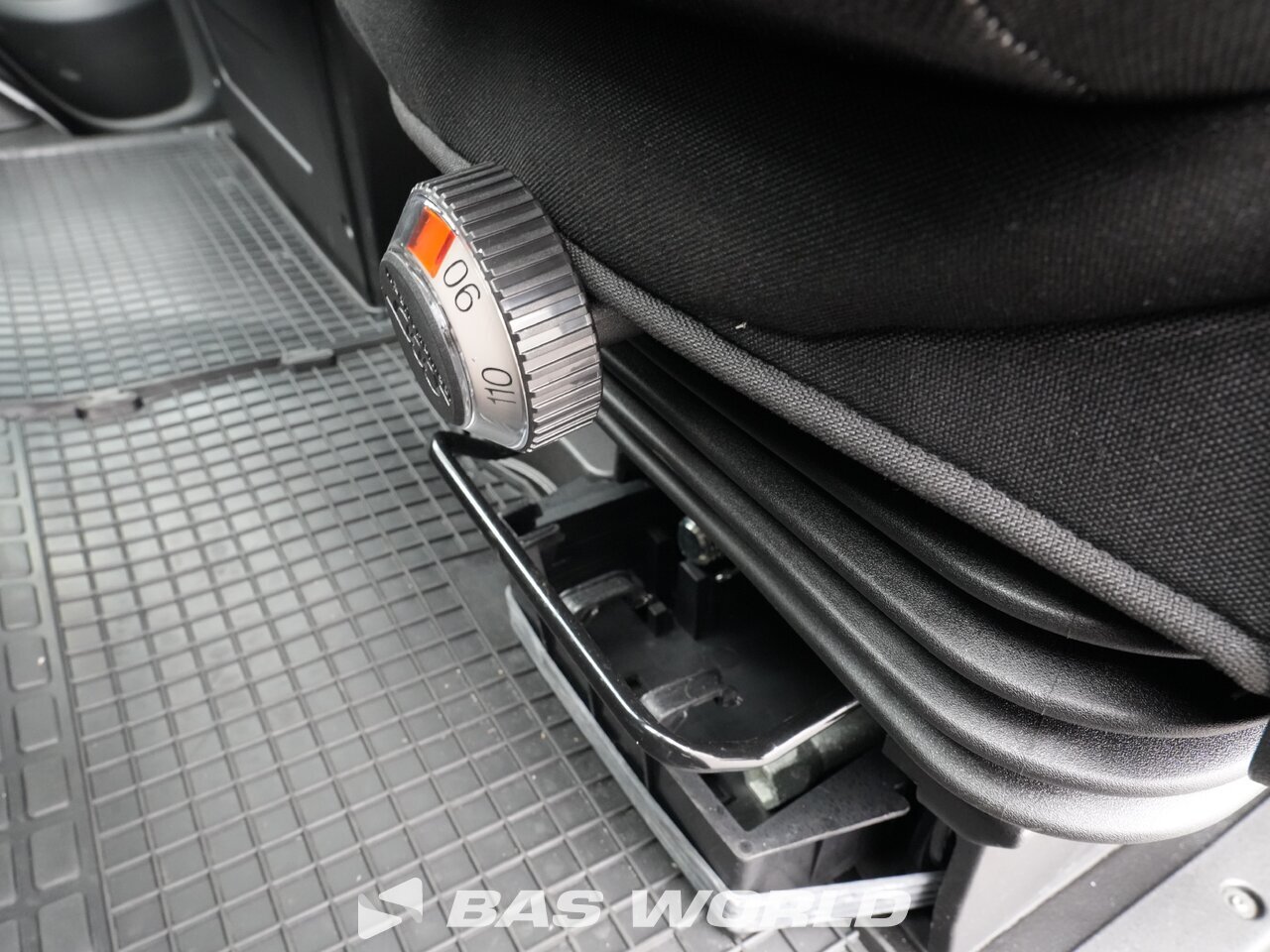 Other : Iveco Daily 35S18 Zamknięty kontener chłodniczy