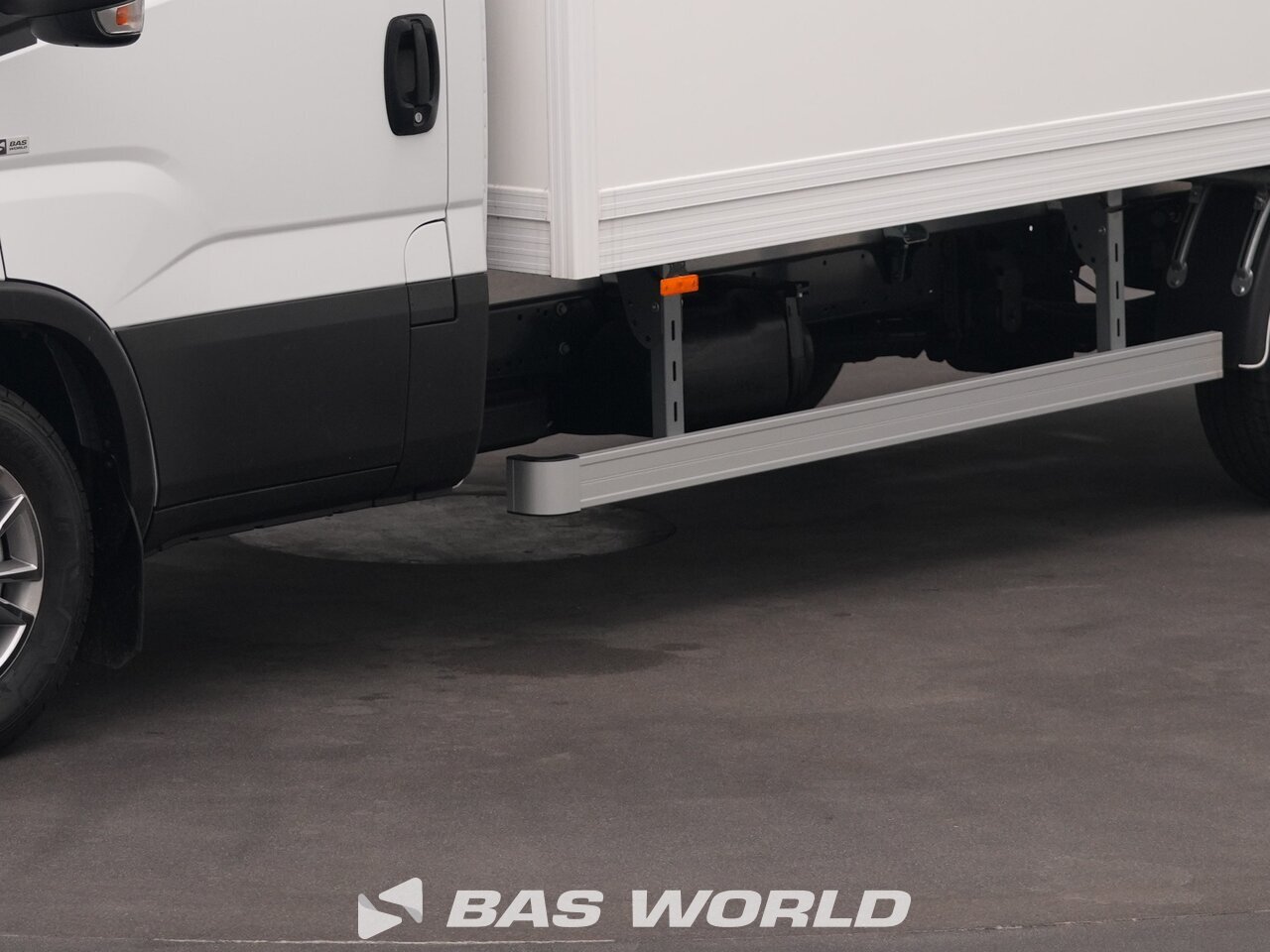 Other : Iveco Daily 35S18 Zamknięty kontener chłodniczy