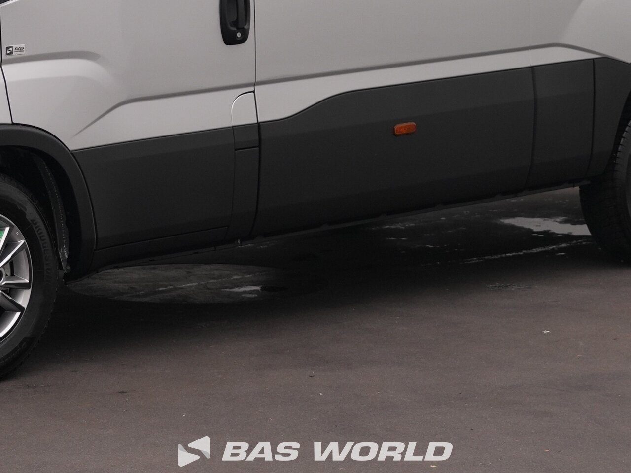 Other : Iveco Daily 35S21 Furgonetka