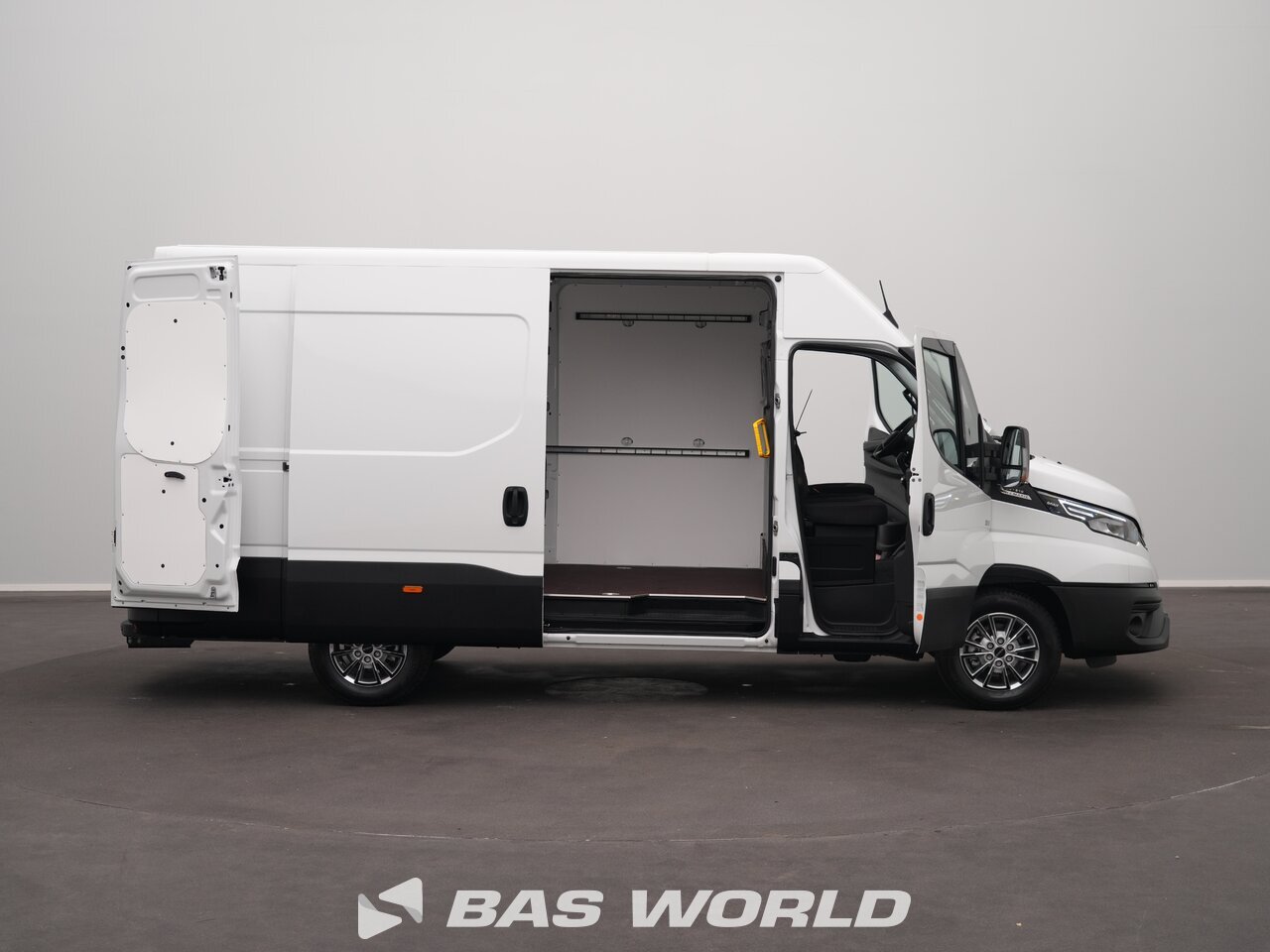 Other : Iveco Daily 35S21 Затворен ван
