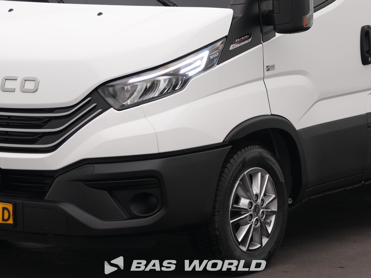 Other : Iveco Daily 35S21 Затворен ван