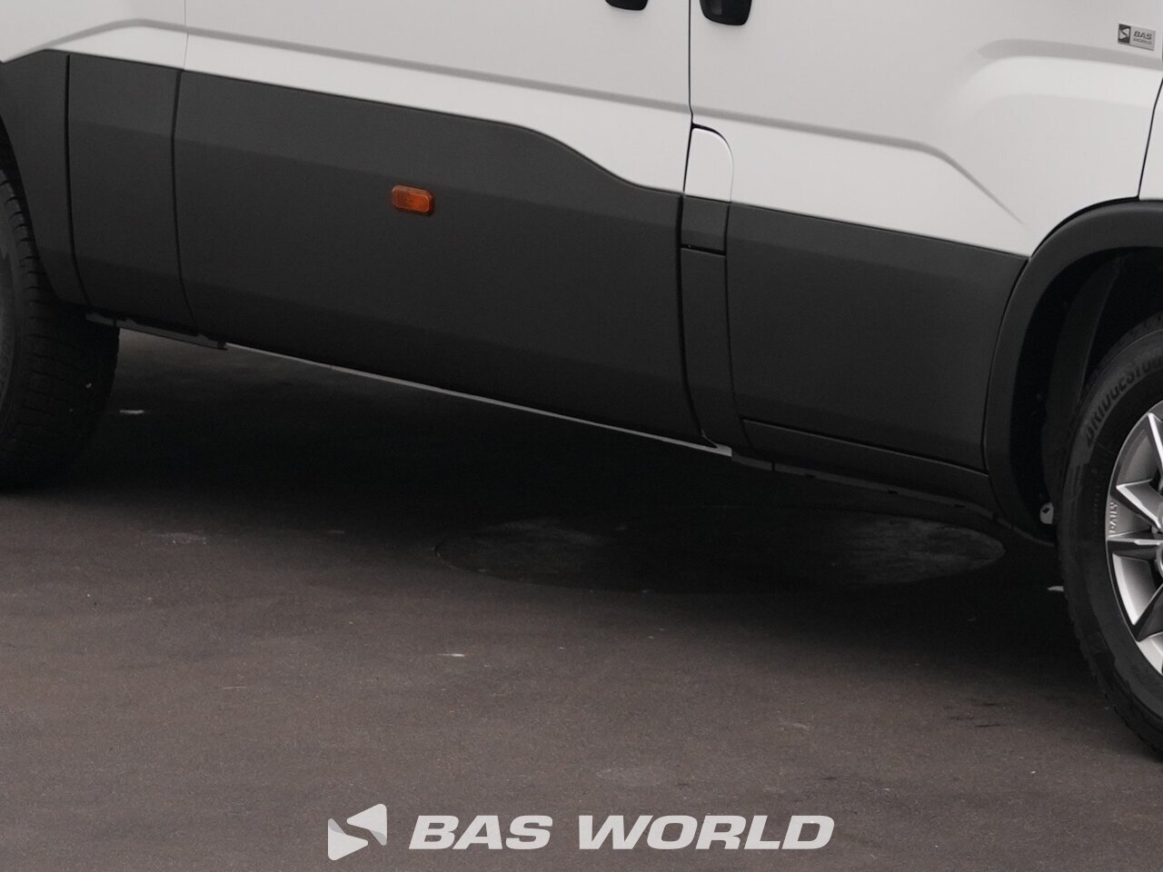 Other : Iveco Daily 35S21 Затворен ван