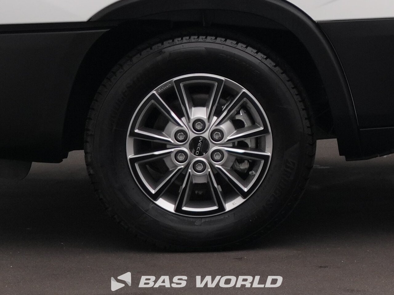 Other : Iveco Daily 35S21 Затворен ван