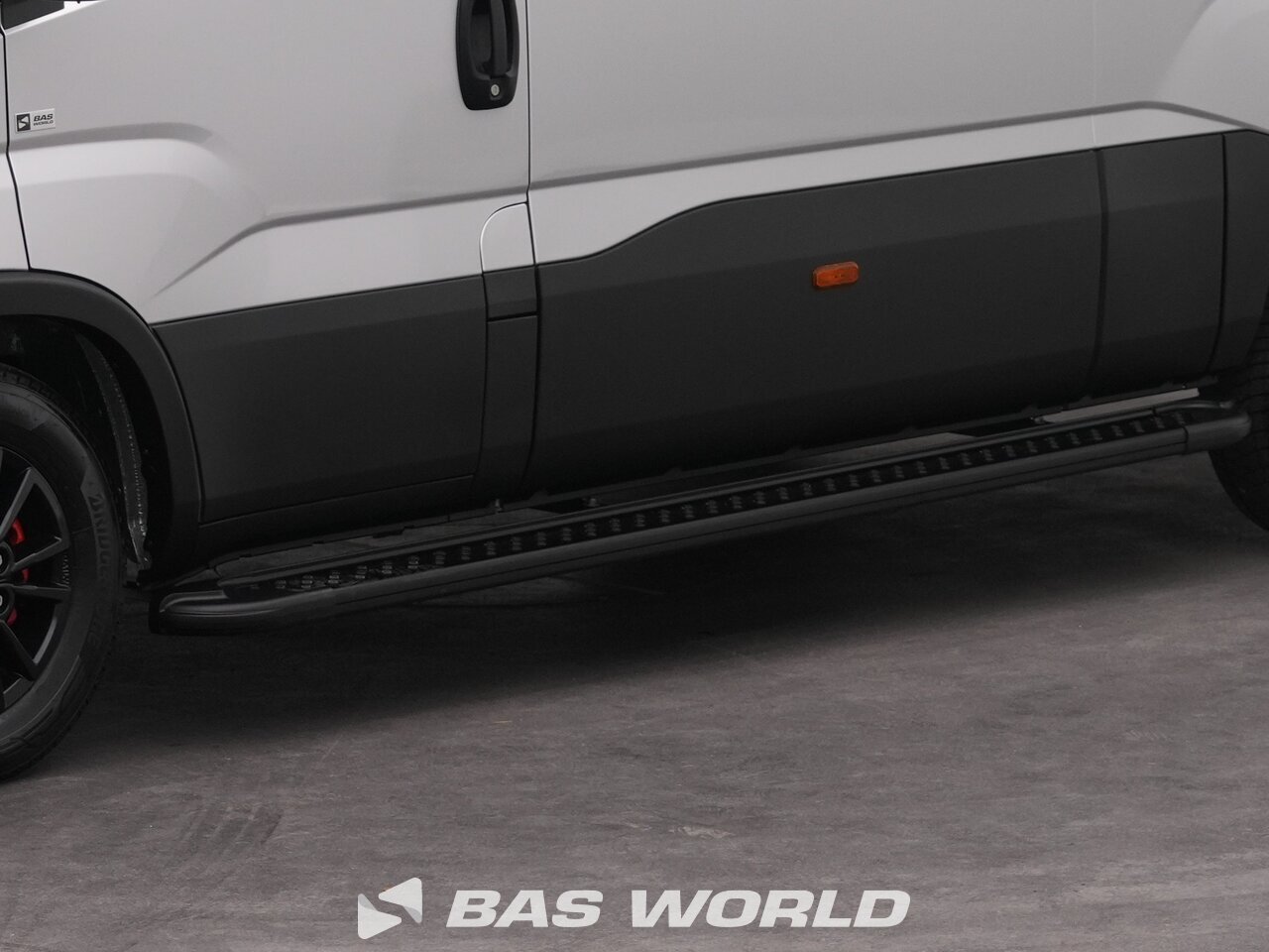 Other : Iveco Daily 35S21 شاحنة خفيفة بصندوق مغلق