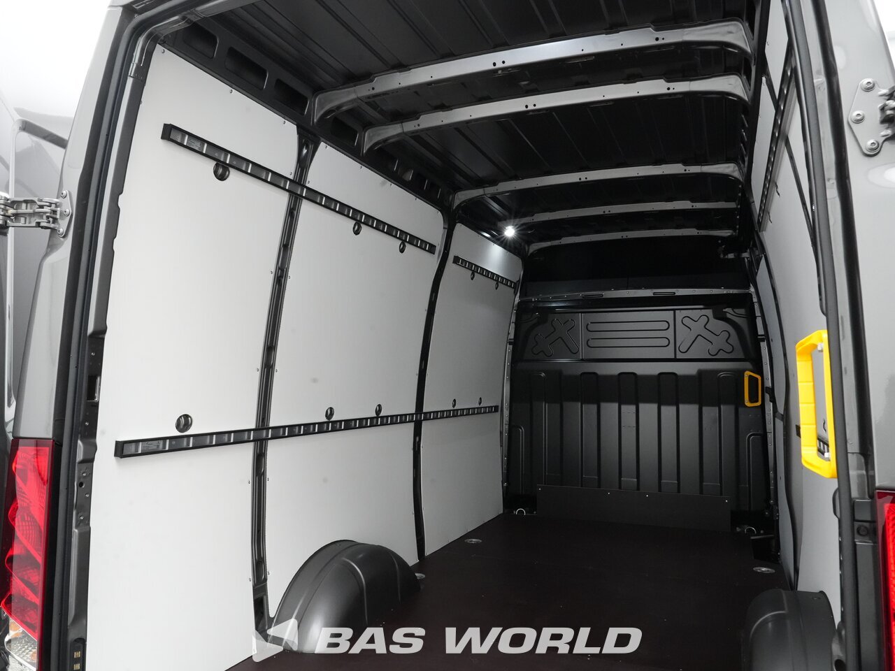 Other : Iveco Daily 35S21 Furgonetka