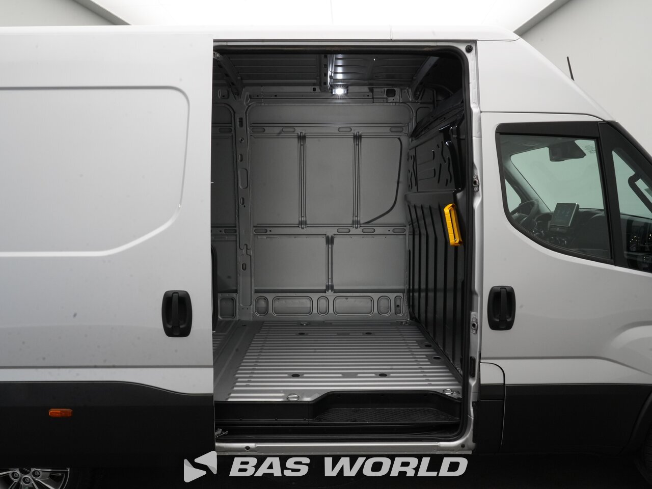 Other : Iveco Daily 35S21 Затворен ван
