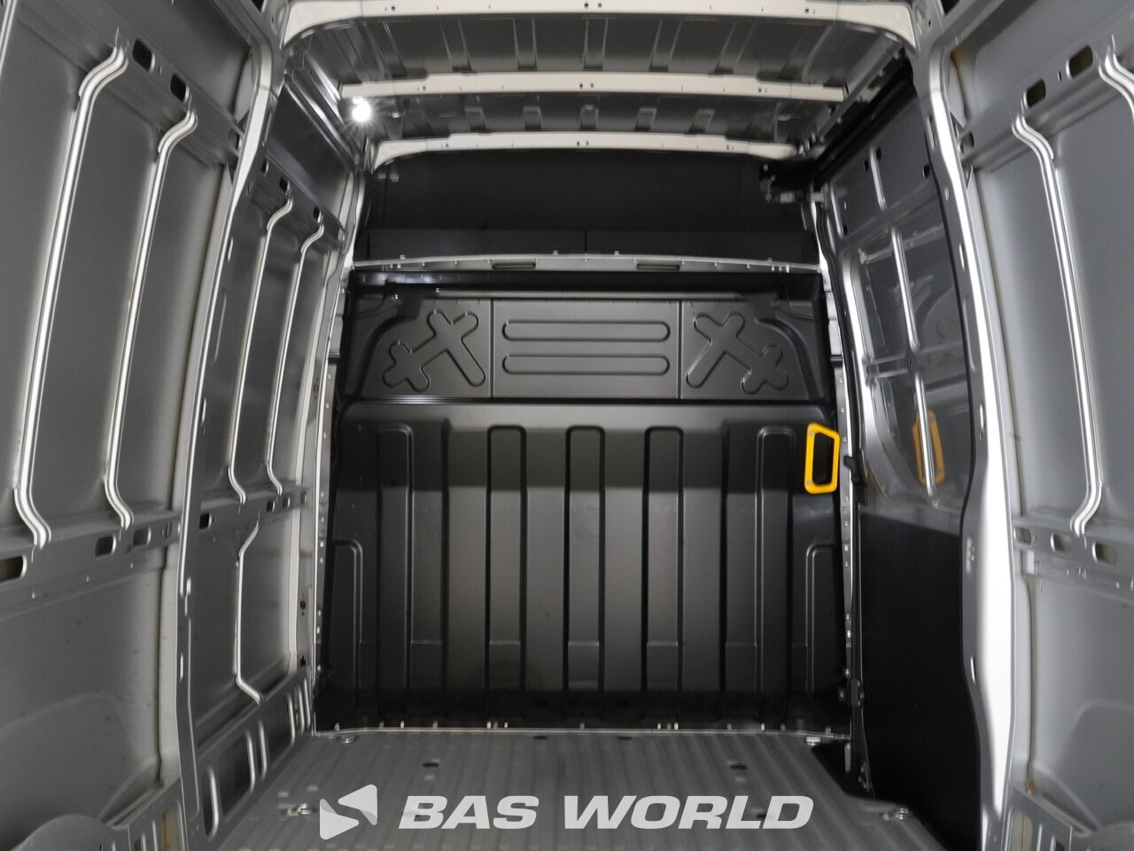 Other : Iveco Daily 35S21 Затворен ван