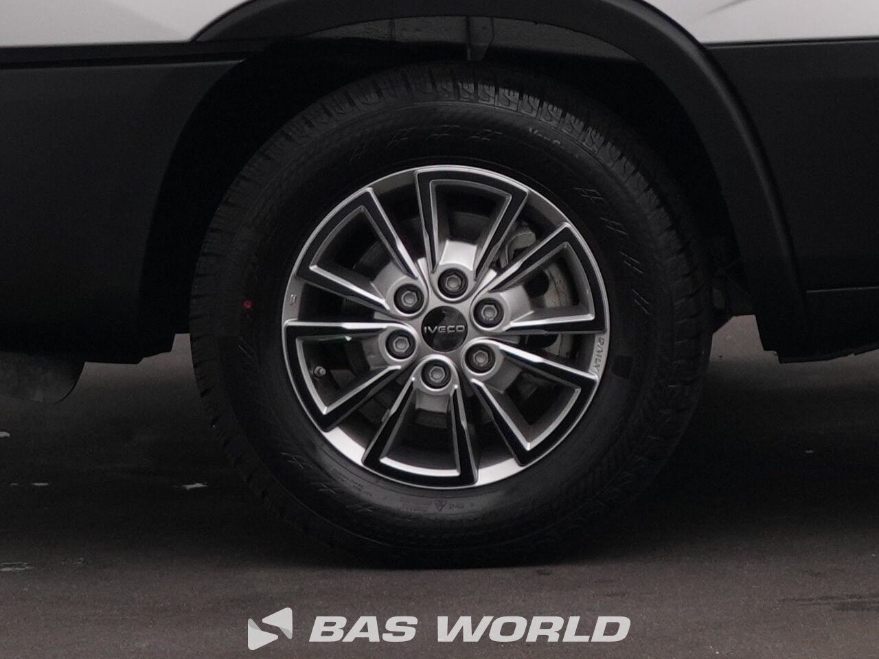 Other : Iveco Daily 35S21 Затворен ван
