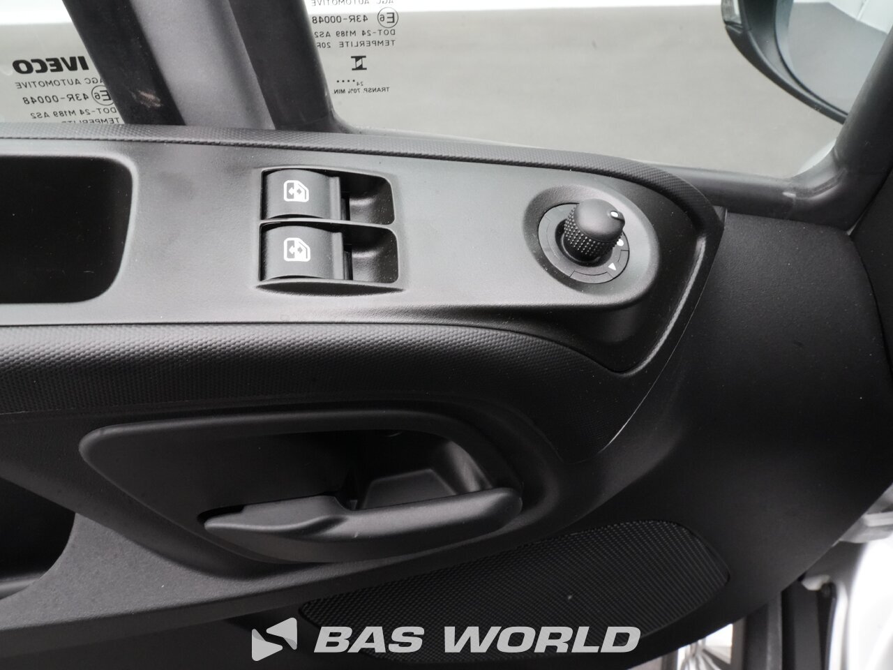 Other : Iveco Daily 35S21 Затворен ван