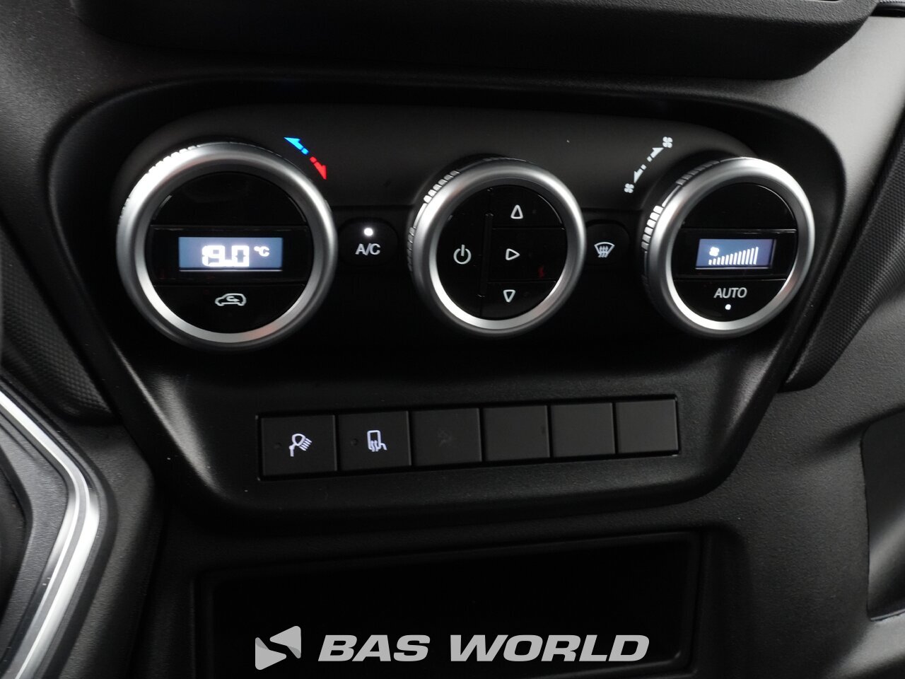 Other : Iveco Daily 35S21 Затворен ван