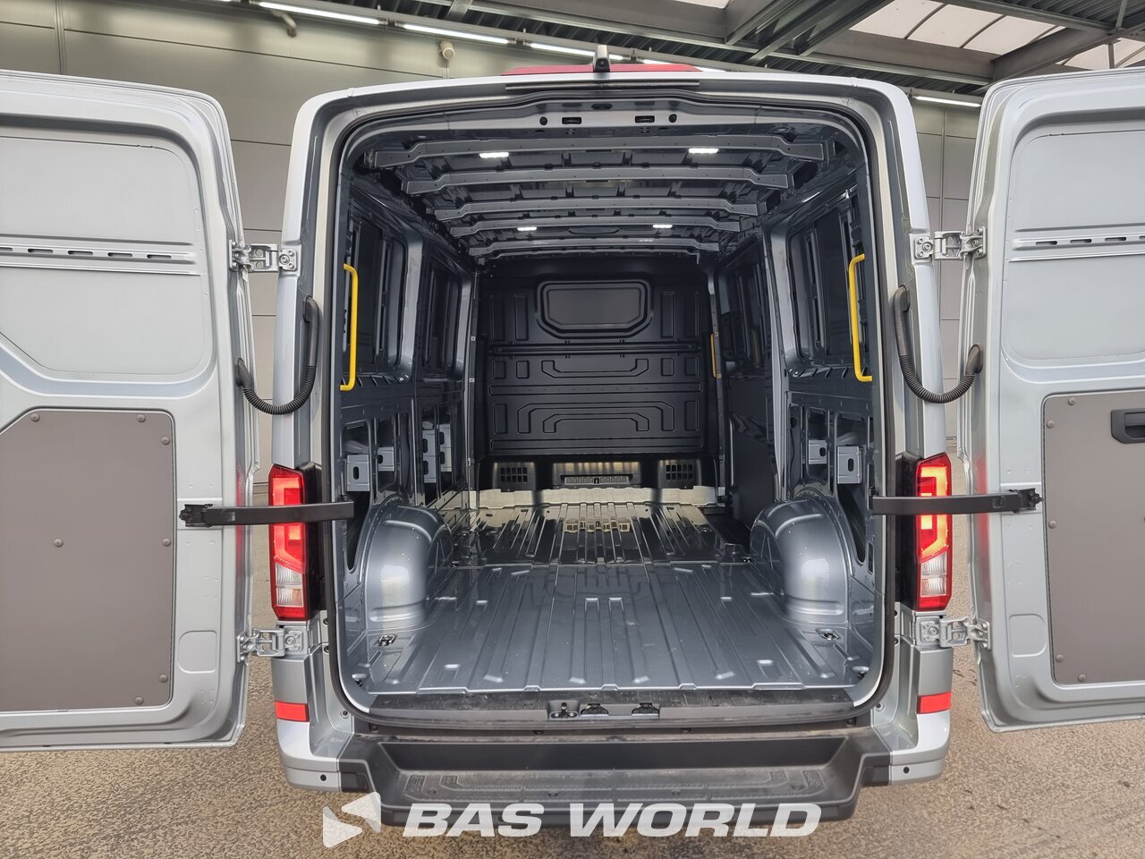 Other : MAN TGE 3.180 Fourgons utilitaires