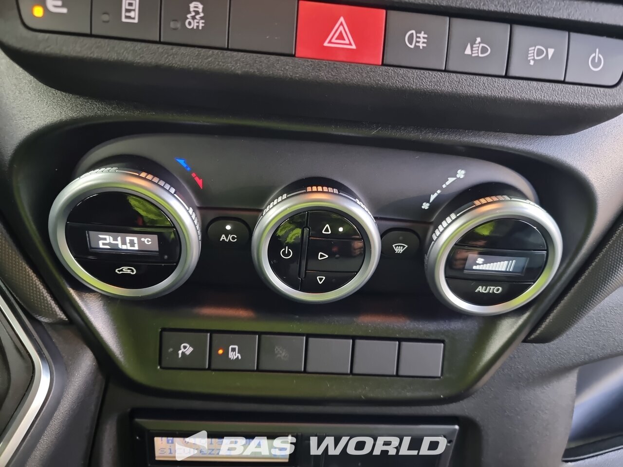 Other : Iveco Daily 35S21 Fourgons utilitaires