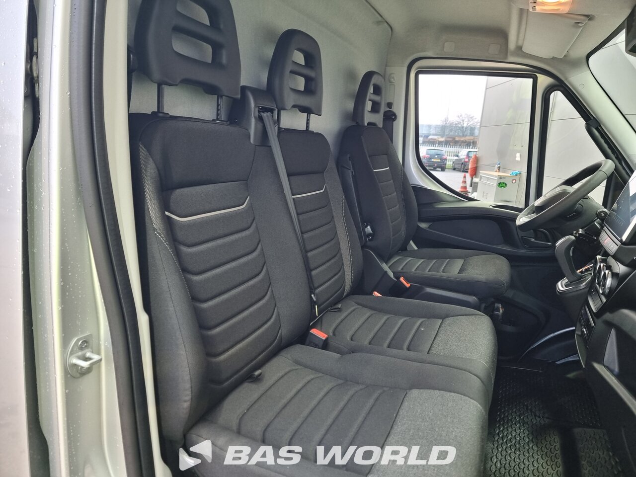 Other : Iveco Daily 35S21 Fourgons utilitaires