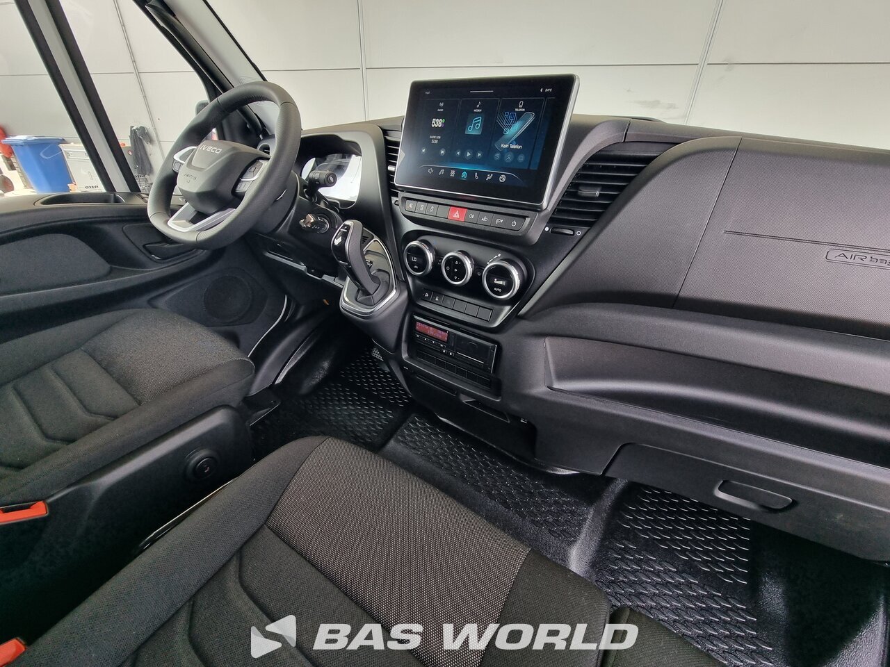Other : Iveco Daily 35S21 Fourgons utilitaires