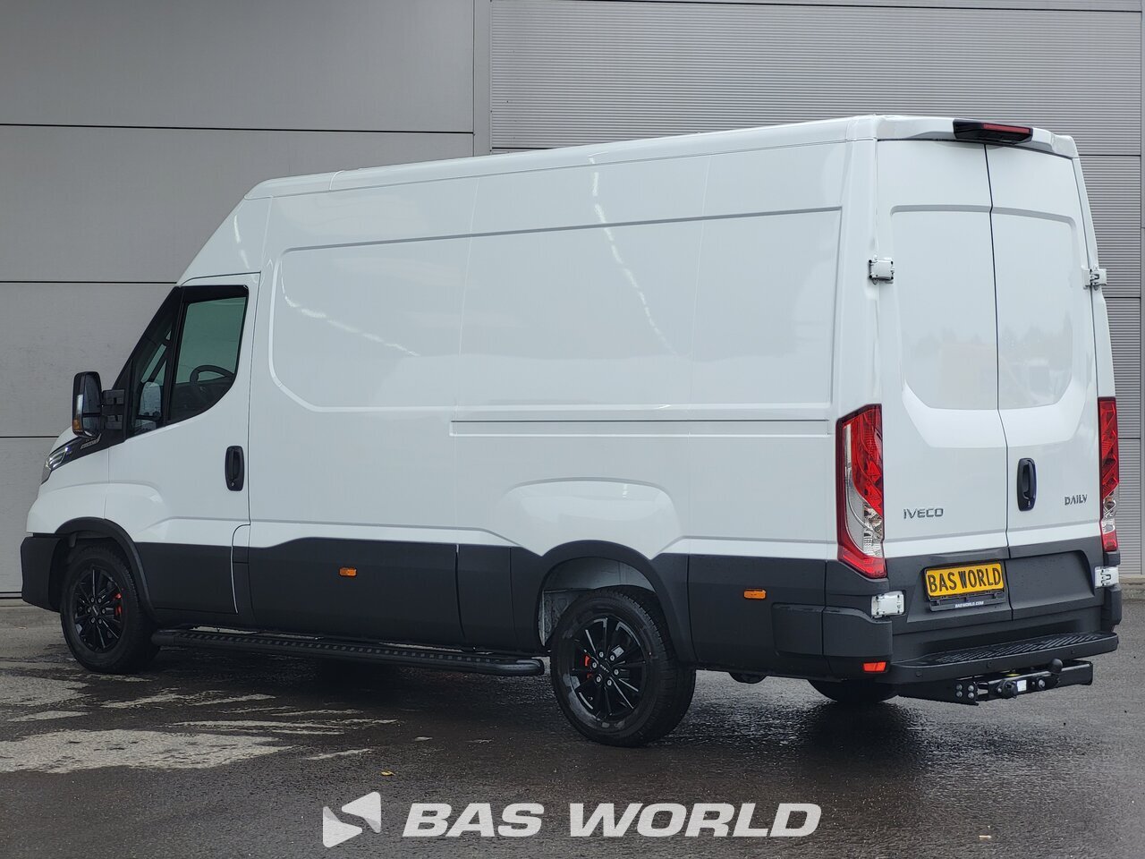 Other : Iveco Daily 35S21 Fourgons utilitaires