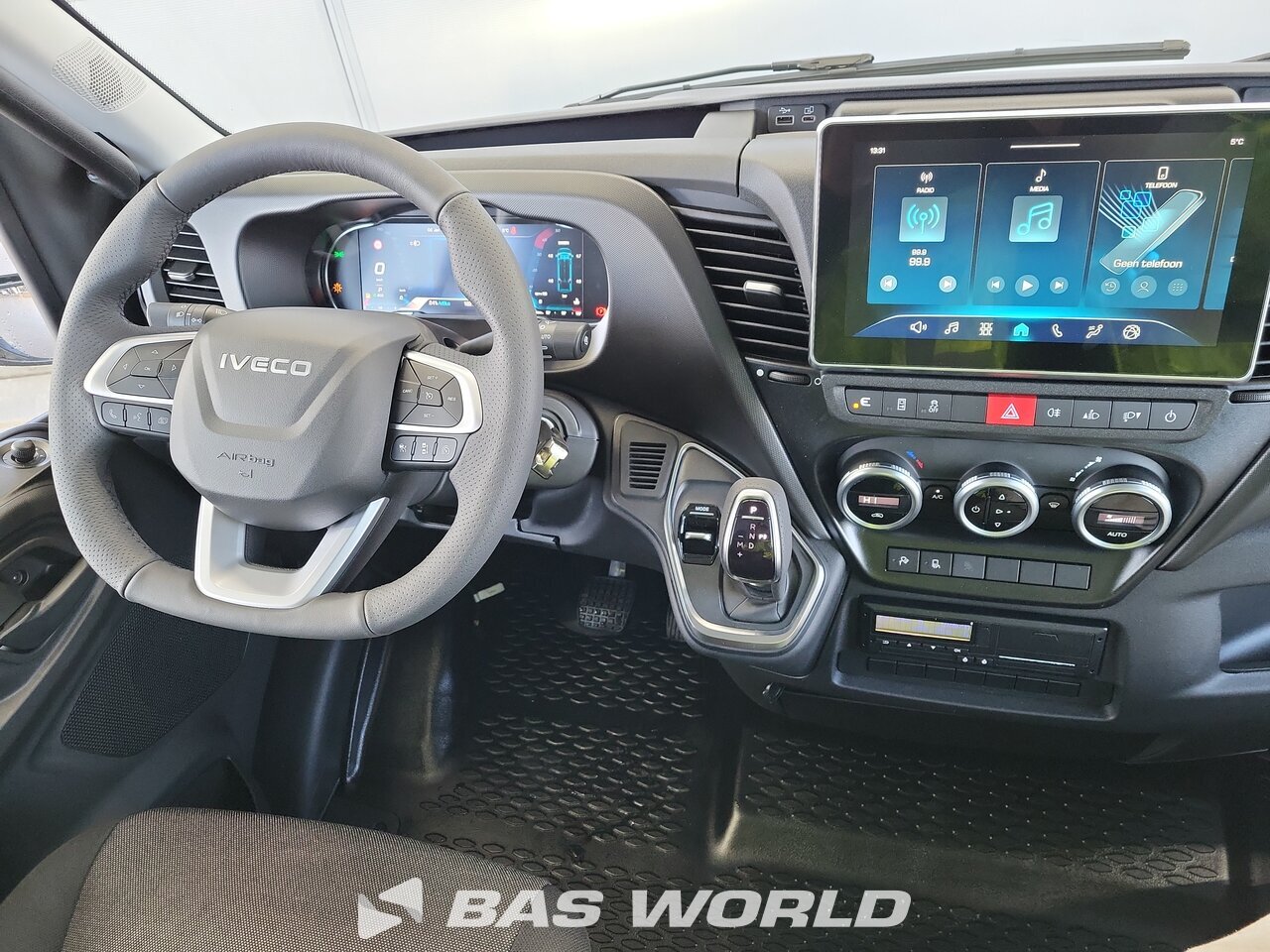 Other : Iveco Daily 35S21 Fourgons utilitaires