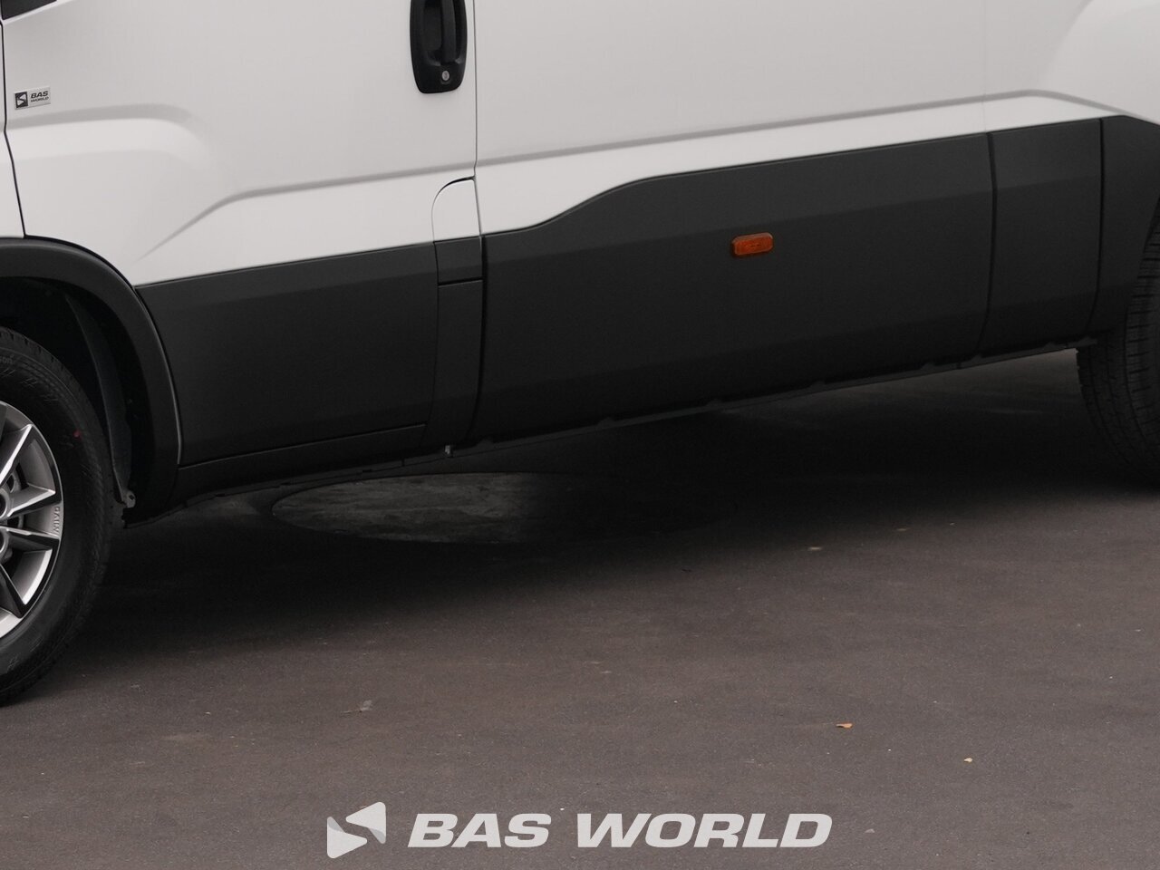 Other : Iveco Daily 35S21 Duba închisă