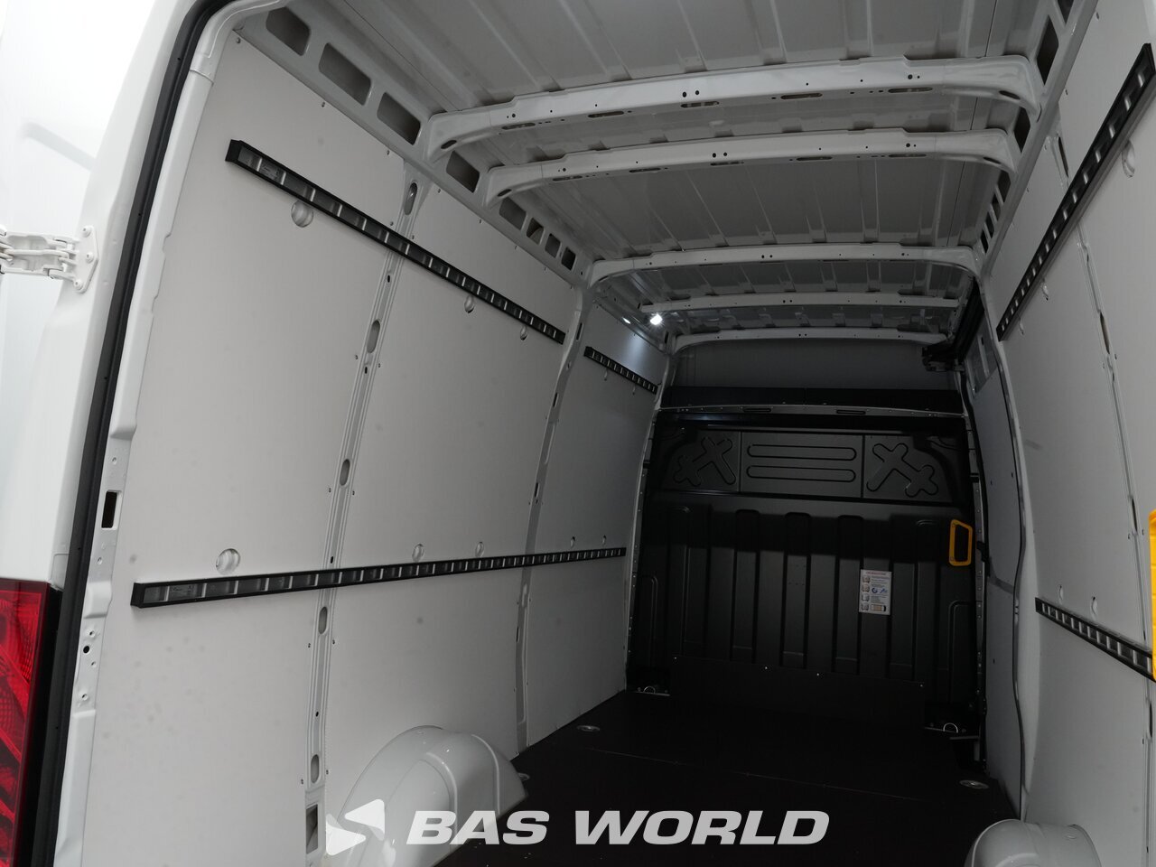 Other : Iveco Daily 35S21 Duba închisă