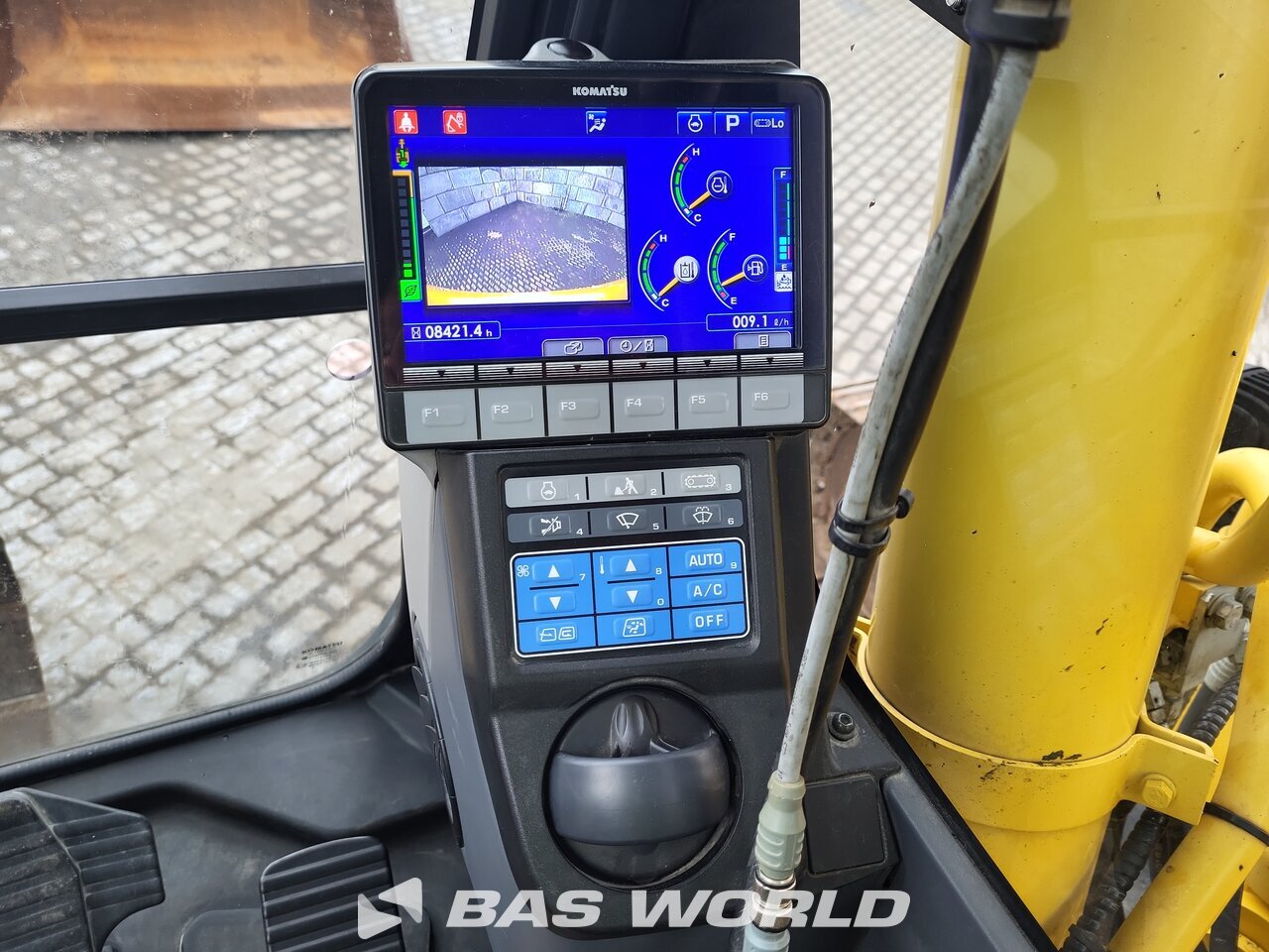 Other : Komatsu PC240 LC-11 Pelle sur chenilles