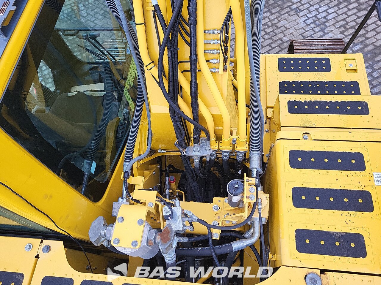 Other : Komatsu PC240 LC-11 Pelle sur chenilles