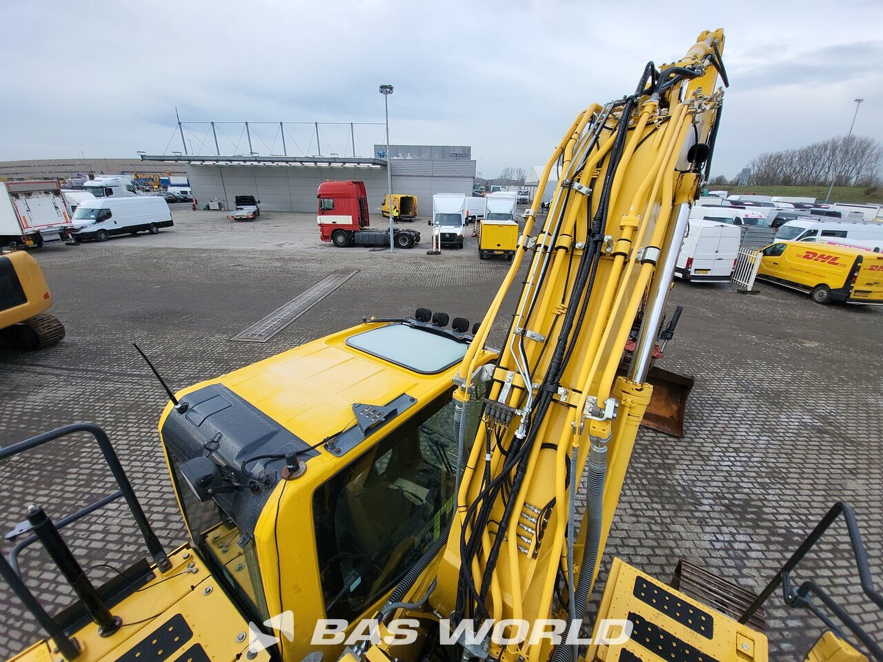 Other : Komatsu PC240 LC-11 Pelle sur chenilles