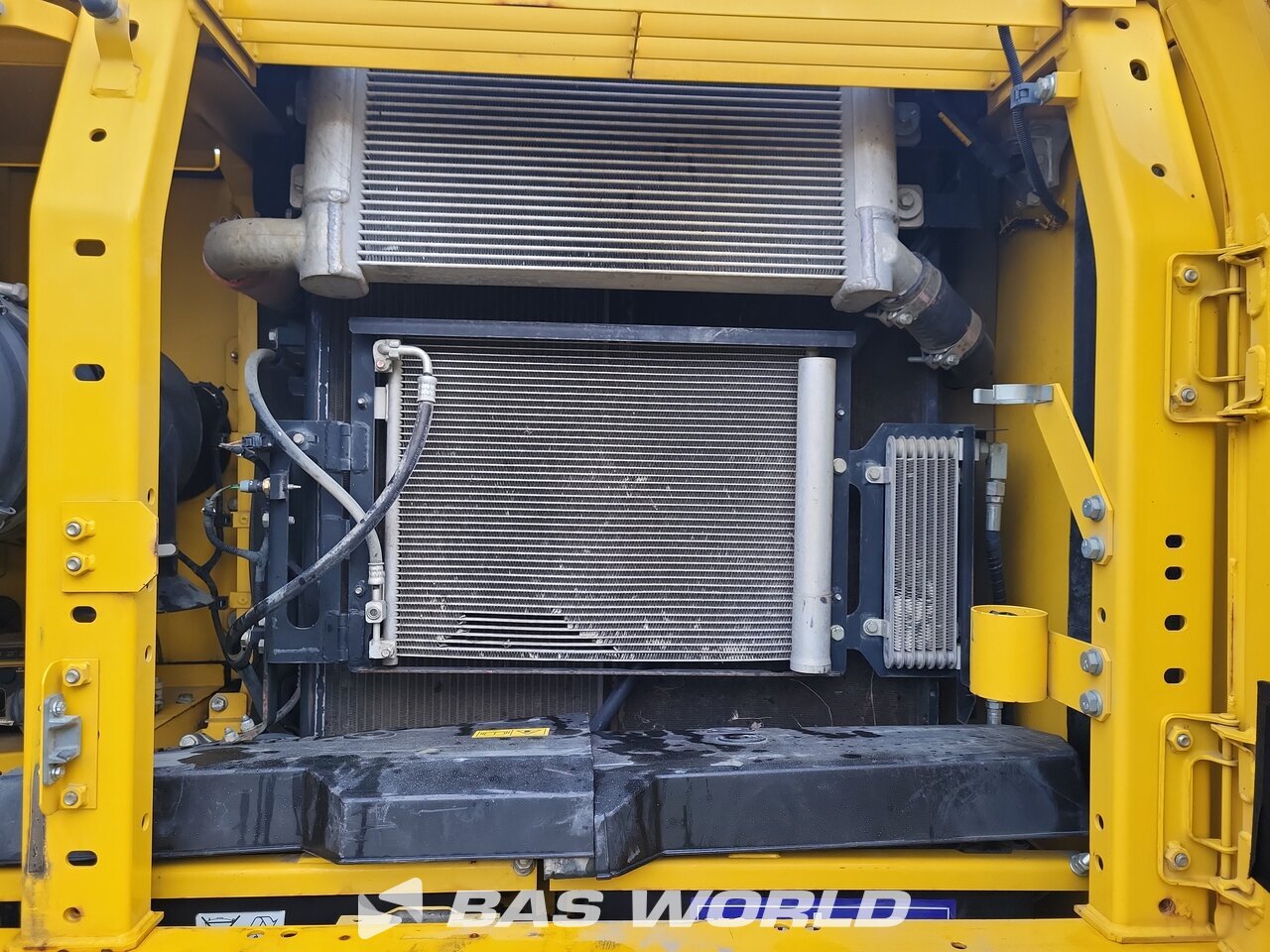 Other : Komatsu PC240 LC-11 Pelle sur chenilles
