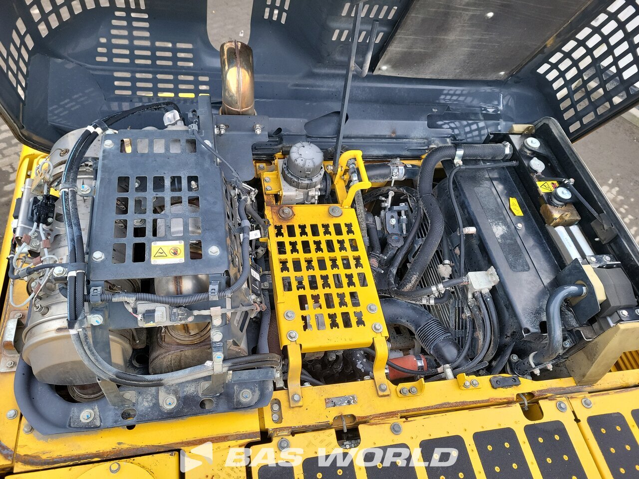 Other : Komatsu PC240 LC-11 Pelle sur chenilles
